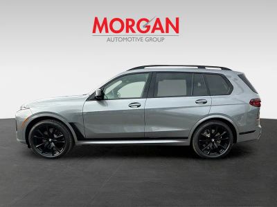 2026 BMW X7 — engine compartment view