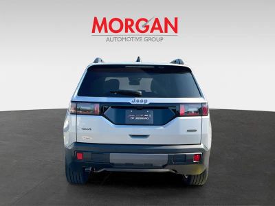 2026 Jeep Cherokee — engine compartment view