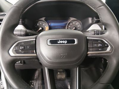 2024 Jeep Compass — photo 12 view