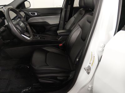 2024 Jeep Compass — photo 20 view