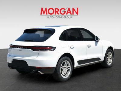2019 Porsche Macan — interior view