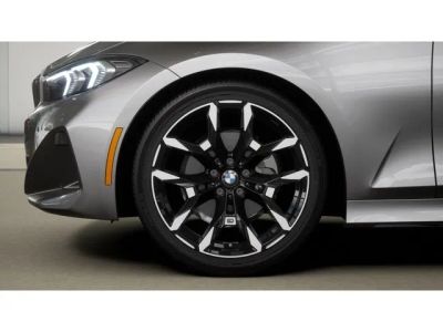 2026 BMW 3 Series - Photo 7