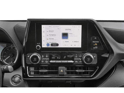 2024 Toyota Highlander — photo 7 view
