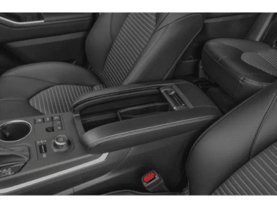 2024 Toyota Highlander — photo 11 view