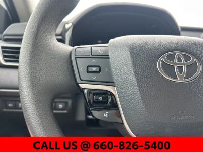 2026 Toyota Camry — photo 13 view