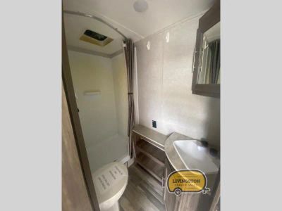 2022 CrossRoads RV Zinger - Photo 9