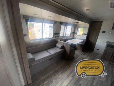 2022 CrossRoads RV Zinger - Photo 12