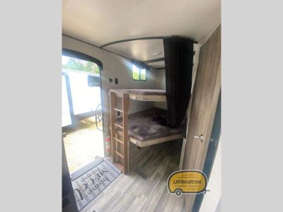 2022 CrossRoads RV Zinger - Photo 8