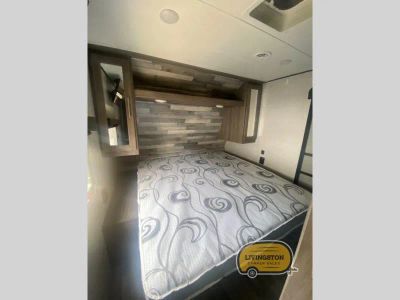 2022 CrossRoads RV Zinger - Photo 14