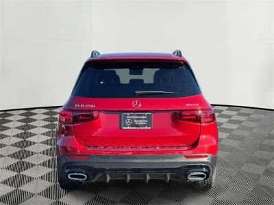 2025 Mercedes-Benz GLB - Photo 10