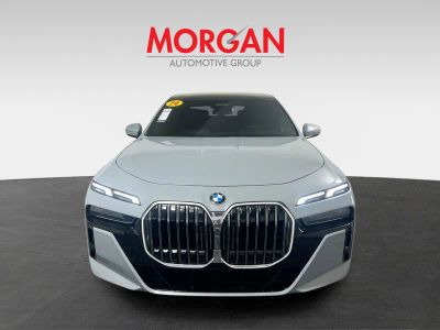 2024 BMW 7 Series — photo 8 view