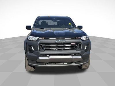 2024 Chevrolet Colorado - Photo 2