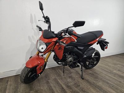 2025 Kawasaki Z125 PRO - Photo 3