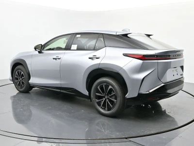 2026 Lexus RZ - Photo 3