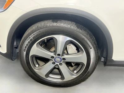 2017 Mercedes-Benz GLC — photo 11 view