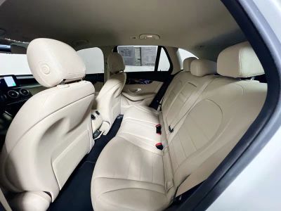 2017 Mercedes-Benz GLC — photo 25 view