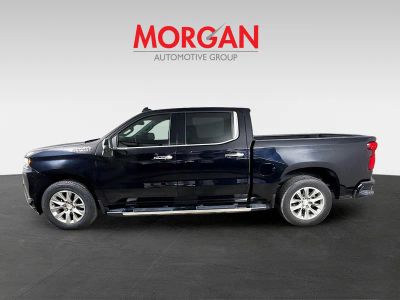 2021 Chevrolet Silverado 1500 — engine compartment view