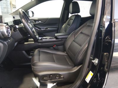 2025 Chevrolet Equinox - Photo 13