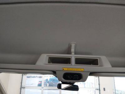2018 Ford Transit 12 Passenger Wagon - Photo 18
