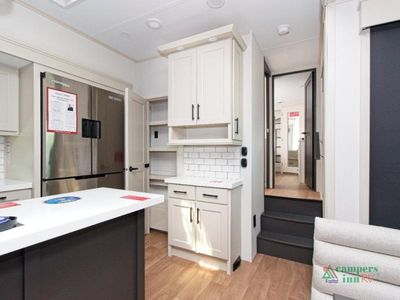2026 Grand Design Solitude - Photo 22