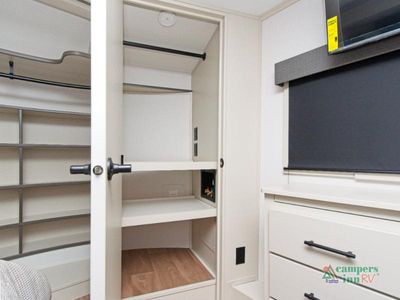 2026 Grand Design Solitude - Photo 29