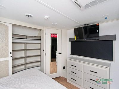 2026 Grand Design Solitude - Photo 25