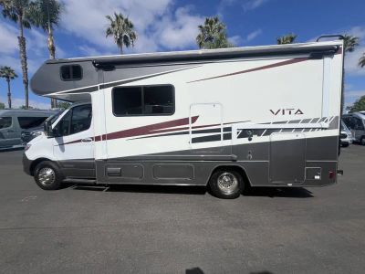 2020 Winnebago VITA — photo 22 view