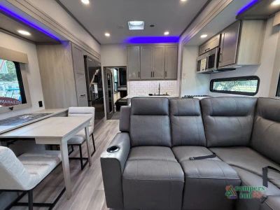 2025 Grand Design Momentum M-Class - Photo 8