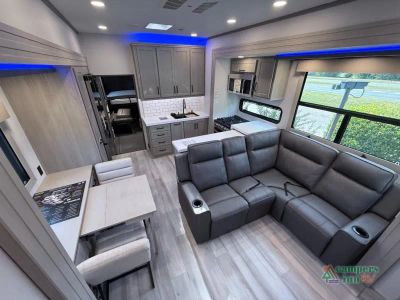 2025 Grand Design Momentum M-Class - Photo 2