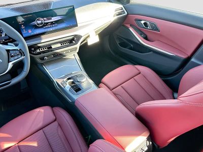 2026 BMW 3 Series — photo 18 view