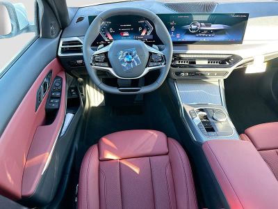 2026 BMW 3 Series — photo 17 view
