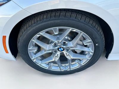2026 BMW 3 Series — photo 26 view