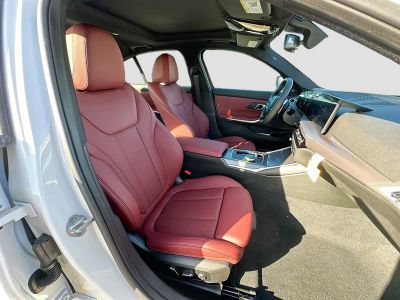 2026 BMW 3 Series — photo 23 view
