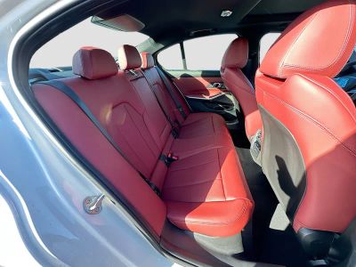 2026 BMW 3 Series — photo 22 view
