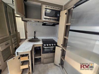 2022 Forest River RV Freelander — photo 25 view