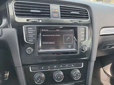 2015 Volkswagen Golf GTI — photo 22 view