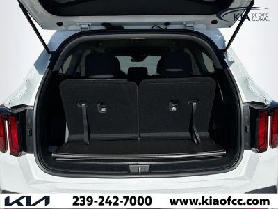 2026 Kia Sorento — photo 12 view
