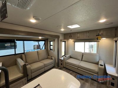 2026 Coachmen RV Catalina Legacy Edition - Photo 10