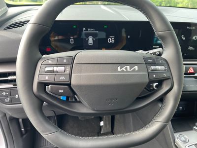 2026 Kia Sportage — photo 13 view
