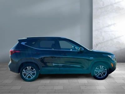 2023 Kia Seltos - Photo 7