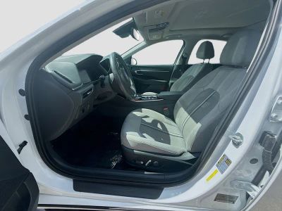2021 Hyundai Sonata — photo 18 view