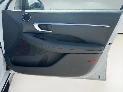 2021 Hyundai Sonata — photo 33 view