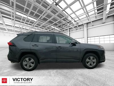 2025 Toyota RAV4 - Photo 2