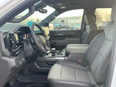 2026 Chevrolet Silverado 1500 — photo 10 view