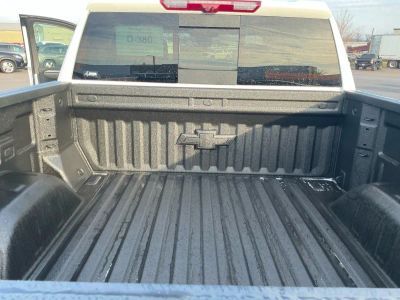 2026 Chevrolet Silverado 1500 — photo 18 view