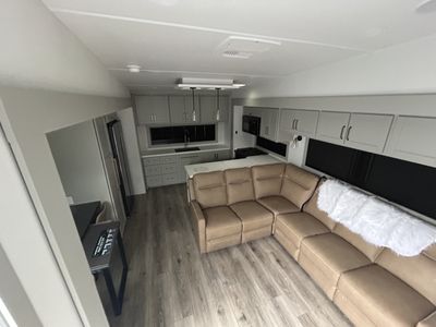 2026 Brinkley MODEL Z - Photo 12
