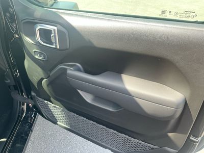 2026 Jeep Wrangler — photo 21 view