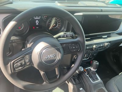 2026 Jeep Wrangler — photo 15 view