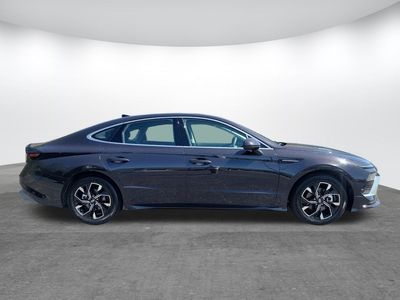 2024 Hyundai Sonata - Photo 2