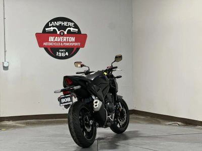 2025 Honda CB500F - Photo 3